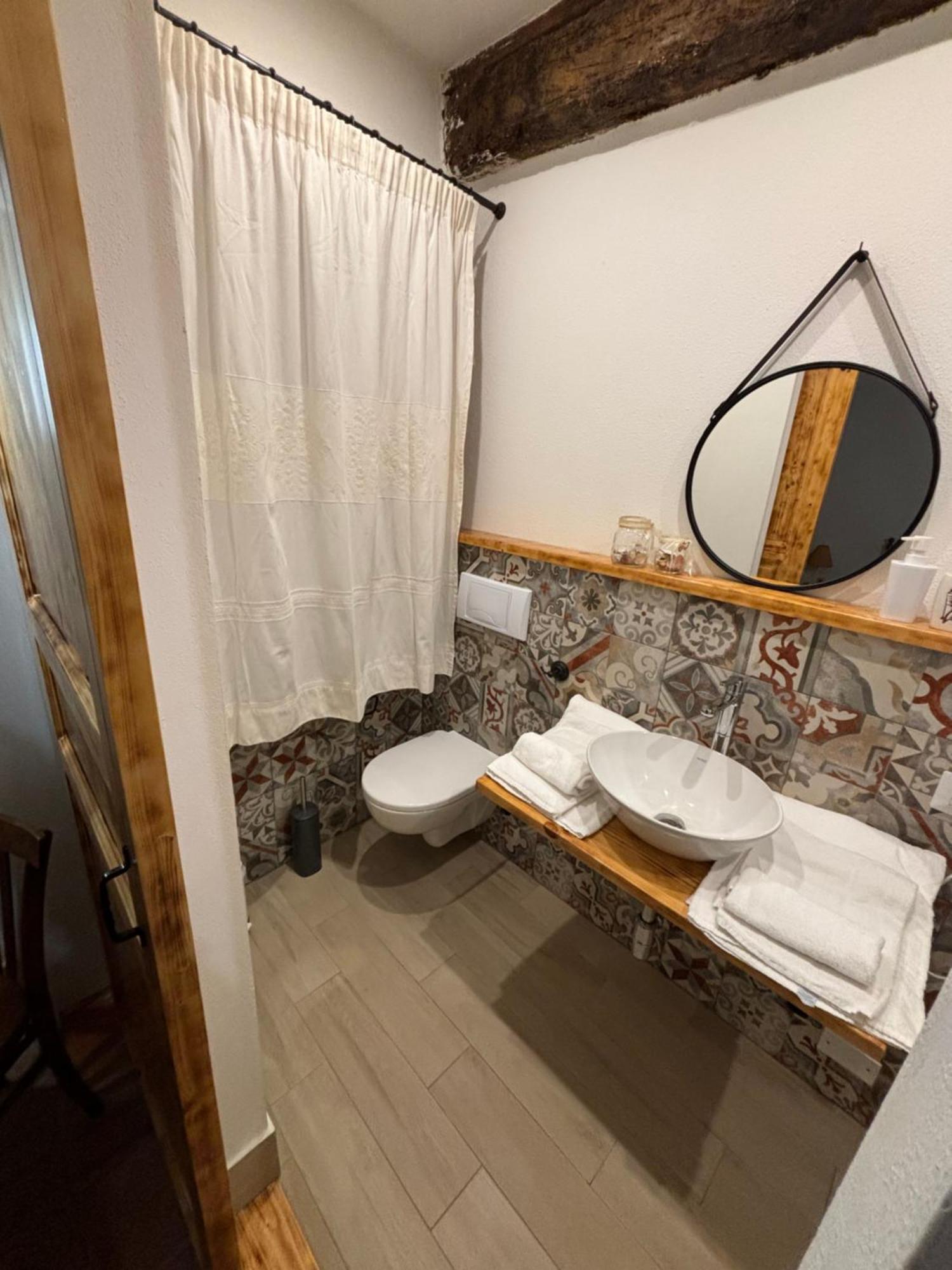 B&B Casa Doria Кастельсардо Екстер'єр фото