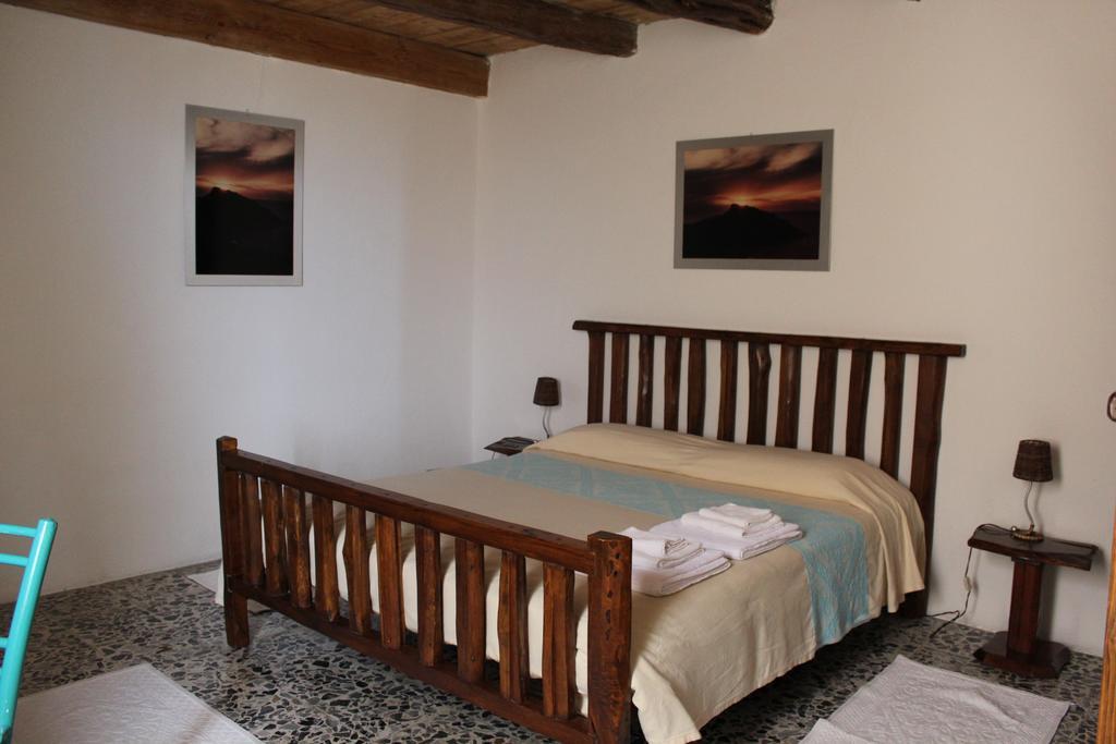 B&B Casa Doria Кастельсардо Номер фото